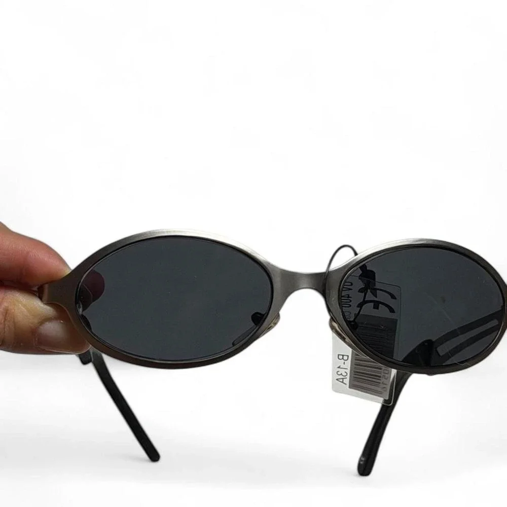 Vintage 90s Cyber Oval Sunglasses | Stepped Wire Frame Matrix Shades